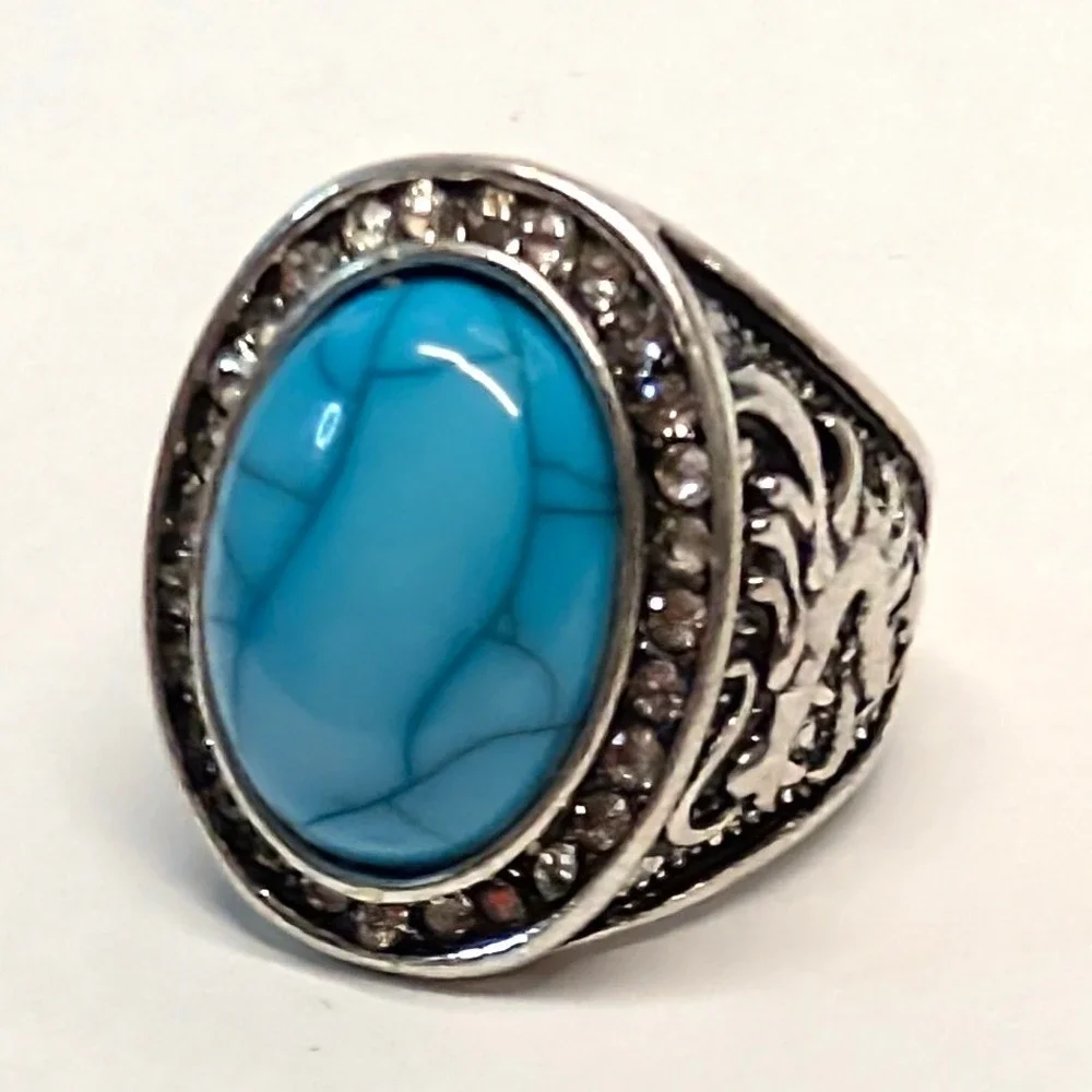 New Faux Turquoise Rhinestones Statement Ring Size 8.5‎ Silver Tone Blem Read